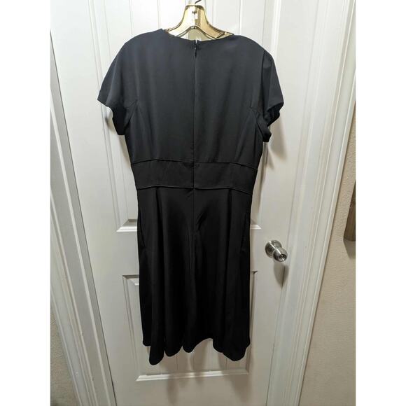 Brooks Brothers Womens Black Short Sleeve Sheath Dress Size 10 Business Pockets - Picture 6 of 10